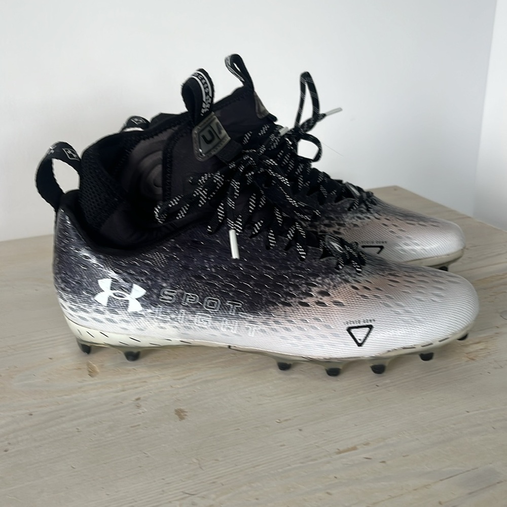 Under Armour Spotlight Lux MC 2.0 'Black White' football cleats size 10.5